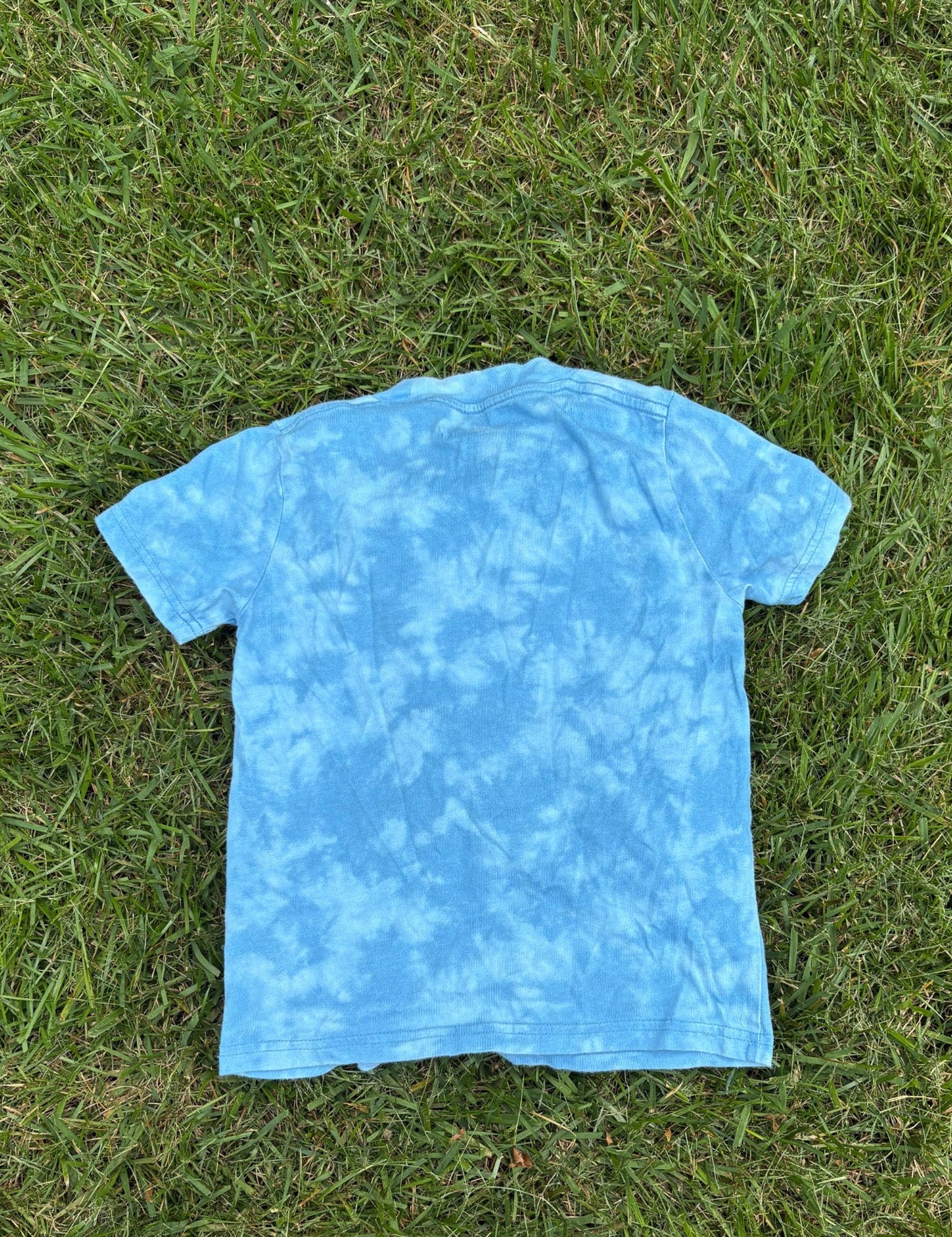 Abercrombie Kids Blue Tie-Dye Bronco Graphic Tee, Size 5/6, pre-loved, back view